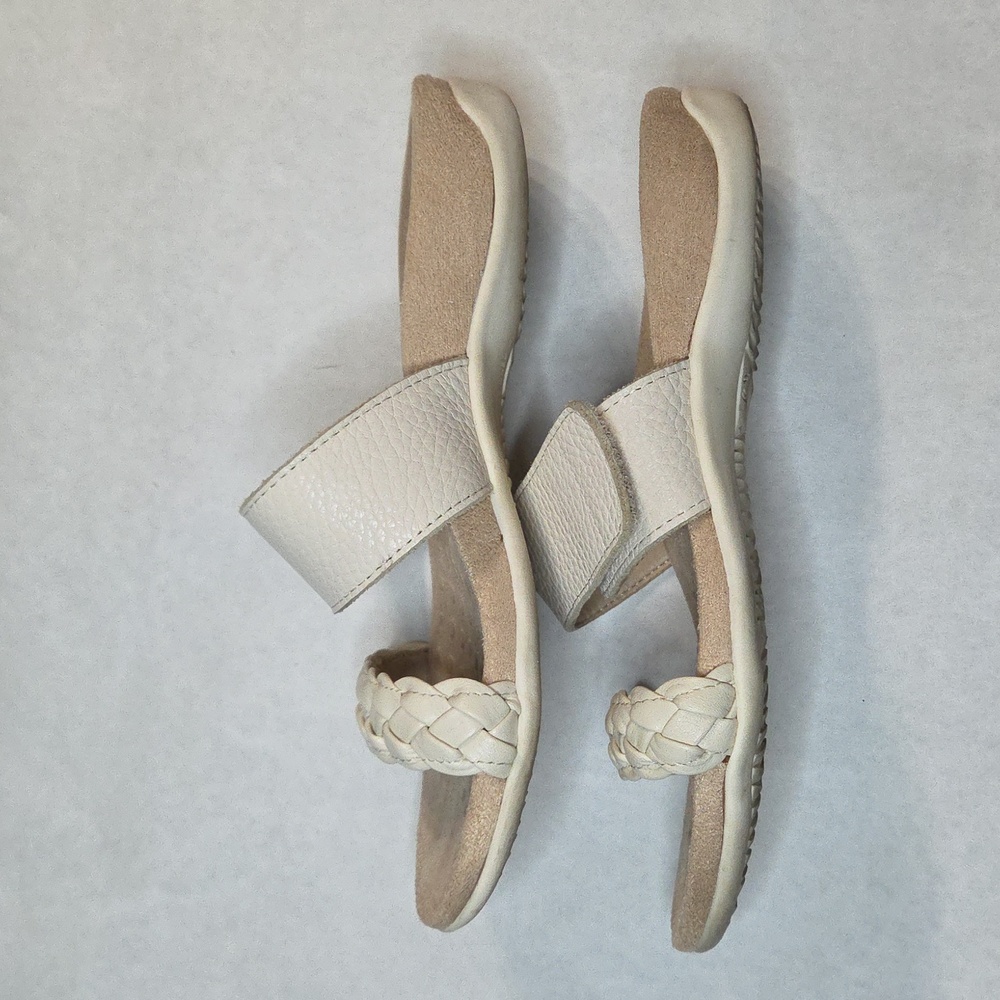 Vionic Jeanne Sandals - Picture 5 of 8